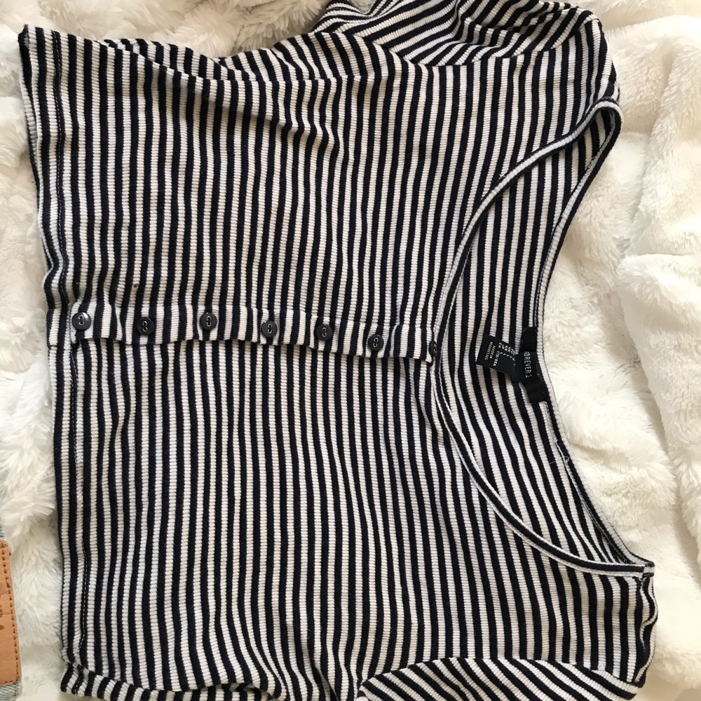 CHIC FOREVER21 CROP TOP ;)